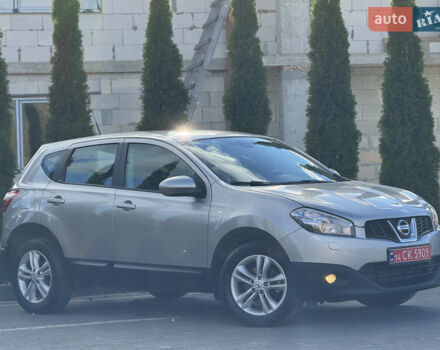 Серый Ниссан Кашкай, объемом двигателя 1.5 л и пробегом 264 тыс. км за 9299 $, фото 1 на Automoto.ua