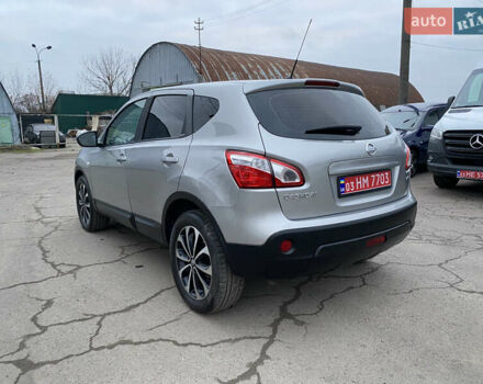 Серый Ниссан Кашкай, объемом двигателя 1.5 л и пробегом 174 тыс. км за 11190 $, фото 3 на Automoto.ua