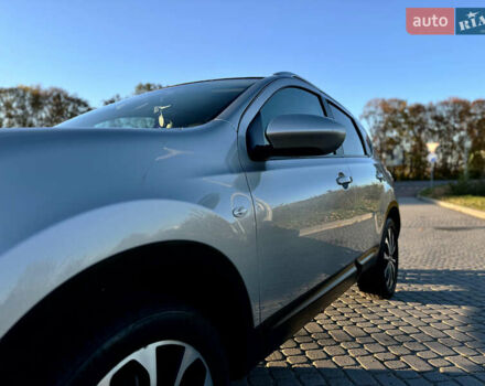 Серый Ниссан Кашкай, объемом двигателя 1.5 л и пробегом 200 тыс. км за 11699 $, фото 12 на Automoto.ua