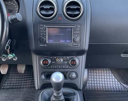 Сірий Ніссан Кашкай, об'ємом двигуна 1.6 л та пробігом 160 тис. км за 10900 $, фото 50 на Automoto.ua