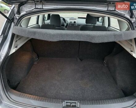 Сірий Ніссан Кашкай, об'ємом двигуна 1.6 л та пробігом 125 тис. км за 10800 $, фото 3 на Automoto.ua