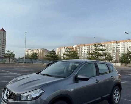 Серый Ниссан Кашкай, объемом двигателя 1.5 л и пробегом 184 тыс. км за 12500 $, фото 1 на Automoto.ua