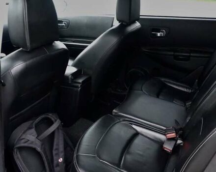 Серый Ниссан Кашкай, объемом двигателя 1.6 л и пробегом 261 тыс. км за 11100 $, фото 9 на Automoto.ua