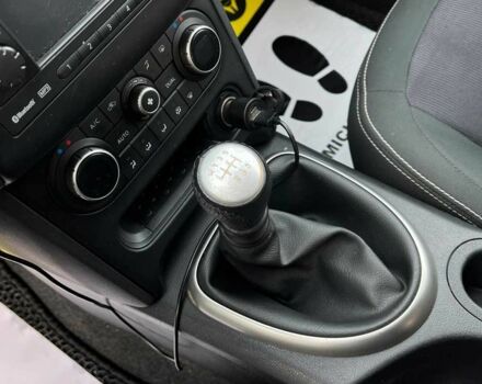 Сірий Ніссан Кашкай, об'ємом двигуна 1.6 л та пробігом 246 тис. км за 11800 $, фото 12 на Automoto.ua