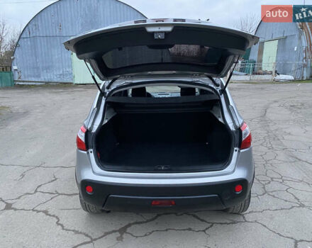 Серый Ниссан Кашкай, объемом двигателя 1.5 л и пробегом 174 тыс. км за 11190 $, фото 23 на Automoto.ua