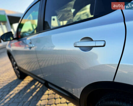 Серый Ниссан Кашкай, объемом двигателя 1.5 л и пробегом 200 тыс. км за 11699 $, фото 34 на Automoto.ua