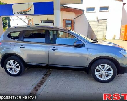 Сірий Ніссан Кашкай, об'ємом двигуна 2 л та пробігом 206 тис. км за 12600 $, фото 1 на Automoto.ua