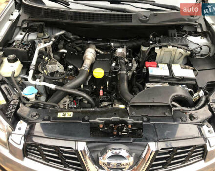 Серый Ниссан Кашкай, объемом двигателя 1.46 л и пробегом 256 тыс. км за 11000 $, фото 31 на Automoto.ua