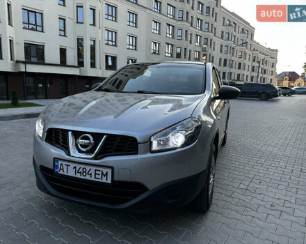 Серый Ниссан Кашкай, объемом двигателя 1.6 л и пробегом 201 тыс. км за 7499 $, фото 2 на Automoto.ua