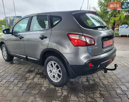 Серый Ниссан Кашкай, объемом двигателя 1.6 л и пробегом 231 тыс. км за 9999 $, фото 43 на Automoto.ua