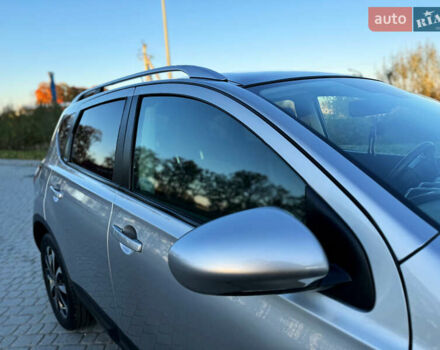 Серый Ниссан Кашкай, объемом двигателя 1.5 л и пробегом 200 тыс. км за 11699 $, фото 51 на Automoto.ua