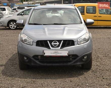 Серый Ниссан Кашкай, объемом двигателя 2 л и пробегом 143 тыс. км за 10999 $, фото 2 на Automoto.ua