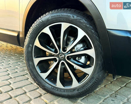 Серый Ниссан Кашкай, объемом двигателя 1.5 л и пробегом 200 тыс. км за 11599 $, фото 23 на Automoto.ua