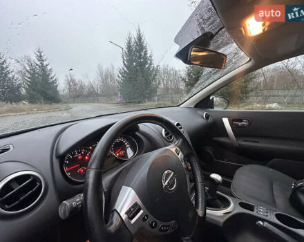 Серый Ниссан Кашкай, объемом двигателя 1.6 л и пробегом 220 тыс. км за 10450 $, фото 35 на Automoto.ua