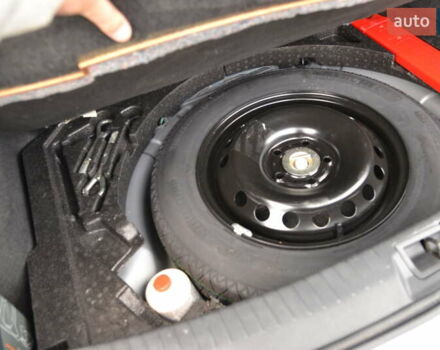 Серый Ниссан Кашкай, объемом двигателя 2 л и пробегом 143 тыс. км за 10999 $, фото 40 на Automoto.ua