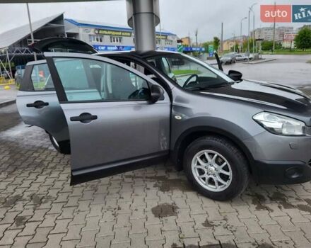 Серый Ниссан Кашкай, объемом двигателя 1.6 л и пробегом 231 тыс. км за 9999 $, фото 78 на Automoto.ua