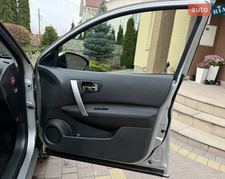 Серый Ниссан Кашкай, объемом двигателя 2 л и пробегом 173 тыс. км за 12435 $, фото 68 на Automoto.ua