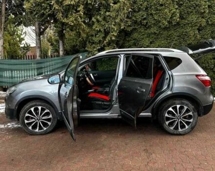 Серый Ниссан Кашкай, объемом двигателя 15 л и пробегом 209 тыс. км за 10700 $, фото 4 на Automoto.ua