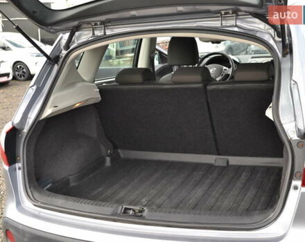 Серый Ниссан Кашкай, объемом двигателя 2 л и пробегом 143 тыс. км за 10999 $, фото 18 на Automoto.ua