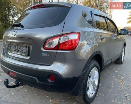 Сірий Ніссан Кашкай, об'ємом двигуна 1.6 л та пробігом 160 тис. км за 10900 $, фото 4 на Automoto.ua