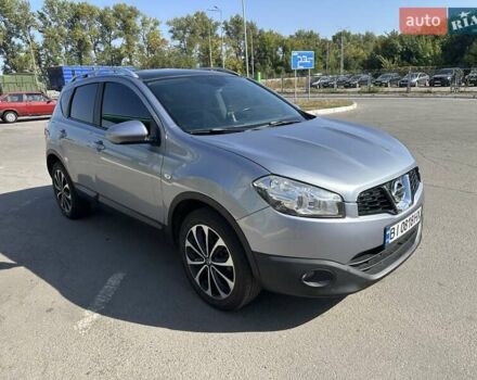 Серый Ниссан Кашкай, объемом двигателя 1.46 л и пробегом 219 тыс. км за 11000 $, фото 2 на Automoto.ua