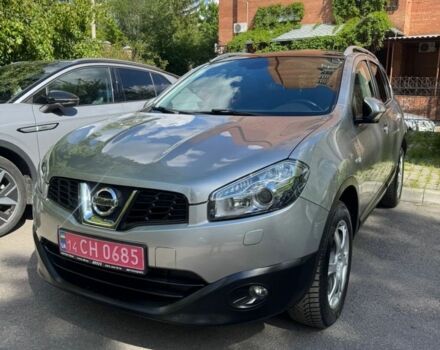 Серый Ниссан Кашкай, объемом двигателя 1.6 л и пробегом 180 тыс. км за 10400 $, фото 3 на Automoto.ua