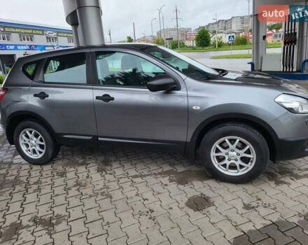 Серый Ниссан Кашкай, объемом двигателя 1.6 л и пробегом 231 тыс. км за 9999 $, фото 20 на Automoto.ua