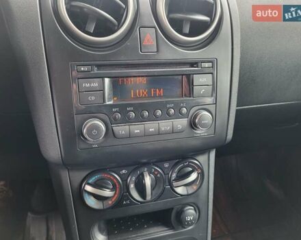 Серый Ниссан Кашкай, объемом двигателя 1.6 л и пробегом 231 тыс. км за 9999 $, фото 134 на Automoto.ua