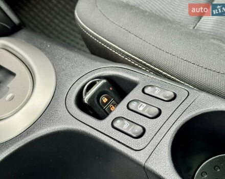 Сірий Ніссан Кашкай, об'ємом двигуна 2 л та пробігом 206 тис. км за 12500 $, фото 14 на Automoto.ua