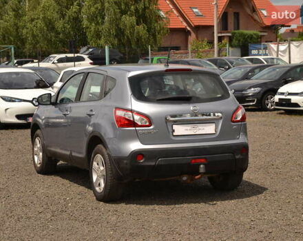 Серый Ниссан Кашкай, объемом двигателя 2 л и пробегом 143 тыс. км за 10999 $, фото 9 на Automoto.ua