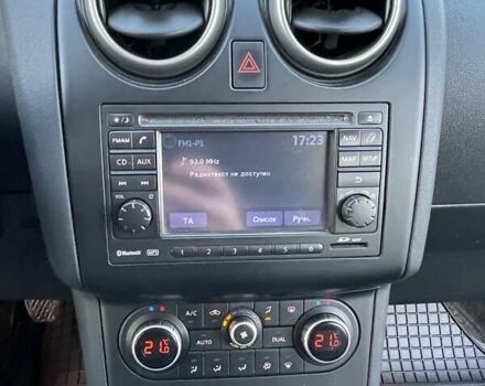 Серый Ниссан Кашкай, объемом двигателя 1.6 л и пробегом 160 тыс. км за 10900 $, фото 52 на Automoto.ua