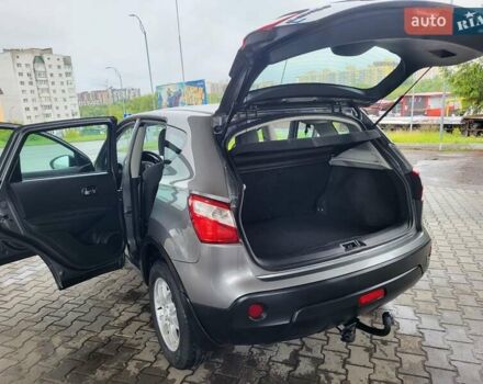 Серый Ниссан Кашкай, объемом двигателя 1.6 л и пробегом 231 тыс. км за 9999 $, фото 68 на Automoto.ua