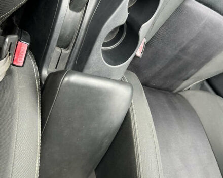 Серый Ниссан Кашкай, объемом двигателя 2 л и пробегом 62 тыс. км за 11400 $, фото 10 на Automoto.ua