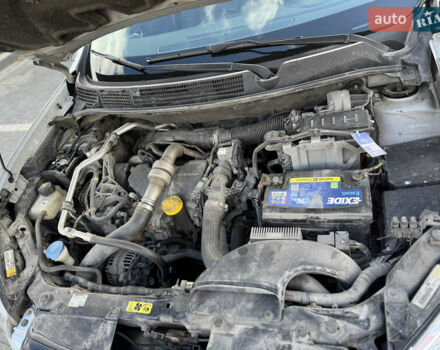 Серый Ниссан Кашкай, объемом двигателя 1.5 л и пробегом 264 тыс. км за 9299 $, фото 28 на Automoto.ua