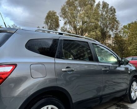 Серый Ниссан Кашкай, объемом двигателя 1.6 л и пробегом 234 тыс. км за 11400 $, фото 2 на Automoto.ua