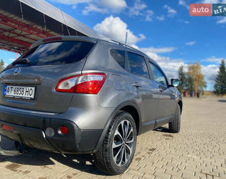 Сірий Ніссан Кашкай, об'ємом двигуна 2 л та пробігом 241 тис. км за 11450 $, фото 3 на Automoto.ua