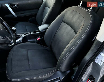 Серый Ниссан Кашкай, объемом двигателя 1.5 л и пробегом 200 тыс. км за 11599 $, фото 68 на Automoto.ua