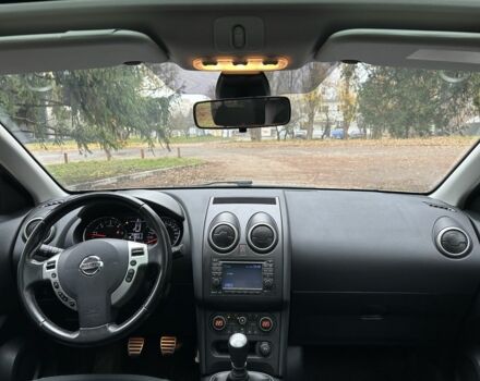 Серый Ниссан Кашкай, объемом двигателя 2 л и пробегом 218 тыс. км за 12700 $, фото 12 на Automoto.ua