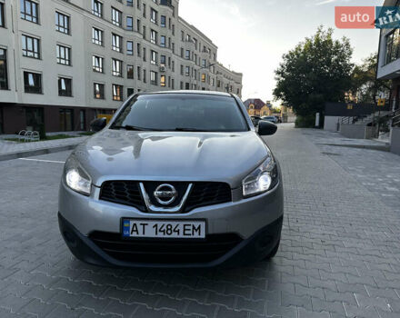 Серый Ниссан Кашкай, объемом двигателя 1.6 л и пробегом 201 тыс. км за 7499 $, фото 3 на Automoto.ua