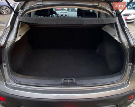 Серый Ниссан Кашкай, объемом двигателя 1.6 л и пробегом 214 тыс. км за 10600 $, фото 25 на Automoto.ua