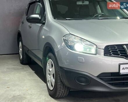 Серый Ниссан Кашкай, объемом двигателя 1.6 л и пробегом 82 тыс. км за 11500 $, фото 1 на Automoto.ua