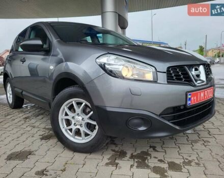 Серый Ниссан Кашкай, объемом двигателя 1.6 л и пробегом 231 тыс. км за 9999 $, фото 9 на Automoto.ua