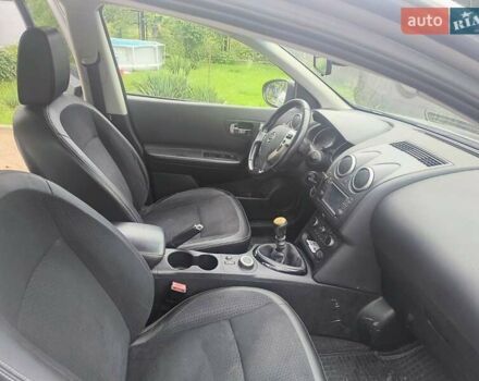 Сірий Ніссан Кашкай, об'ємом двигуна 1.6 л та пробігом 188 тис. км за 11500 $, фото 8 на Automoto.ua