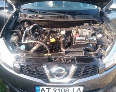 Сірий Ніссан Кашкай, об'ємом двигуна 1.46 л та пробігом 261 тис. км за 10800 $, фото 17 на Automoto.ua