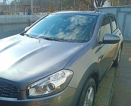 Серый Ниссан Кашкай, объемом двигателя 2 л и пробегом 190 тыс. км за 11600 $, фото 4 на Automoto.ua