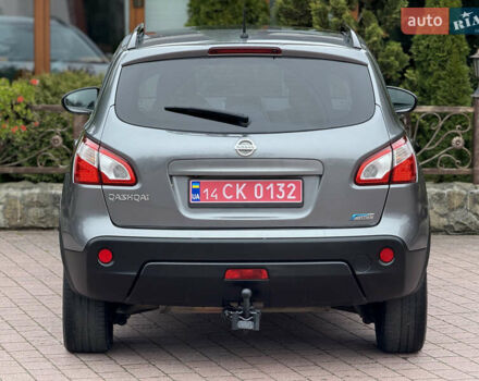 Сірий Ніссан Кашкай, об'ємом двигуна 1.6 л та пробігом 218 тис. км за 11999 $, фото 7 на Automoto.ua