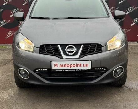 Серый Ниссан Кашкай, объемом двигателя 1.6 л и пробегом 48 тыс. км за 15000 $, фото 1 на Automoto.ua