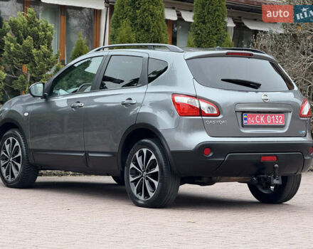 Сірий Ніссан Кашкай, об'ємом двигуна 1.6 л та пробігом 218 тис. км за 11999 $, фото 6 на Automoto.ua