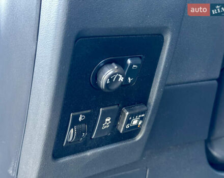 Сірий Ніссан Кашкай, об'ємом двигуна 1.6 л та пробігом 200 тис. км за 9999 $, фото 19 на Automoto.ua