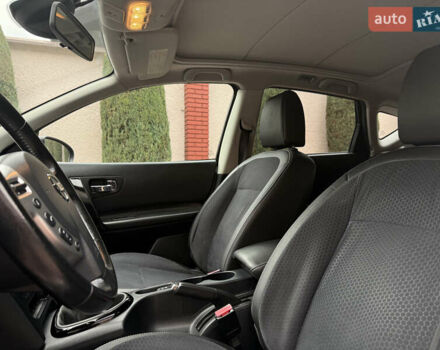 Сірий Ніссан Кашкай, об'ємом двигуна 1.6 л та пробігом 218 тис. км за 11999 $, фото 62 на Automoto.ua